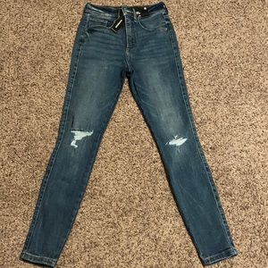 Skinny high rise jeans